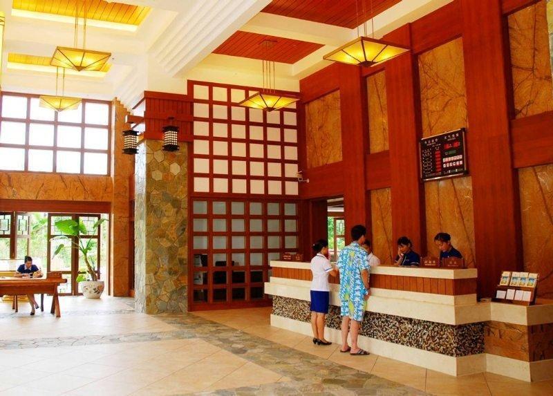 Haiyue Bay Holiday Hotel Санья Интерьер фото