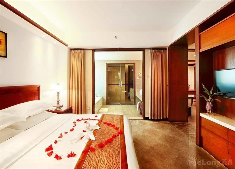 Haiyue Bay Holiday Hotel Санья Экстерьер фото