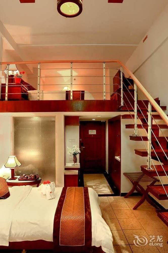 Haiyue Bay Holiday Hotel Санья Экстерьер фото